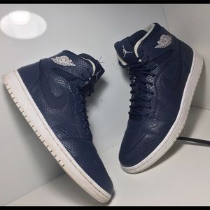 Men’s NavySnake Jordan 1